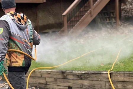 spray misting mosquito and tick control